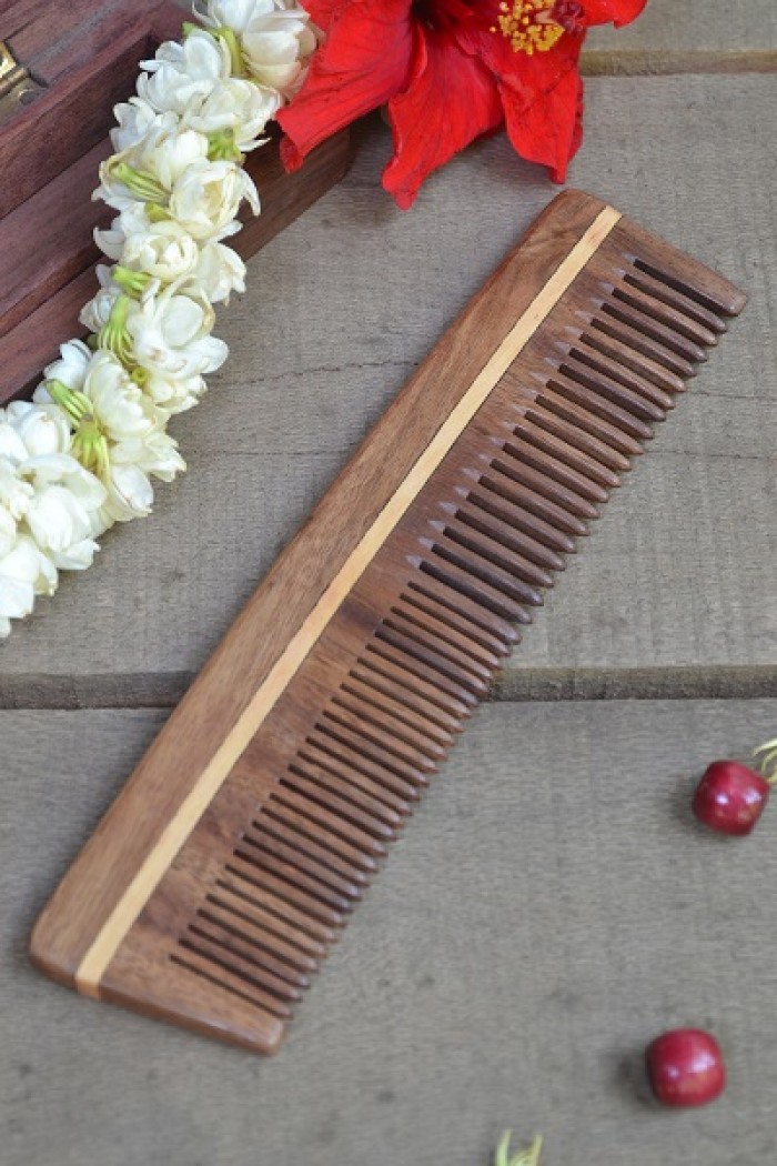 Almitra Sustainables: Sheesham Comb Large